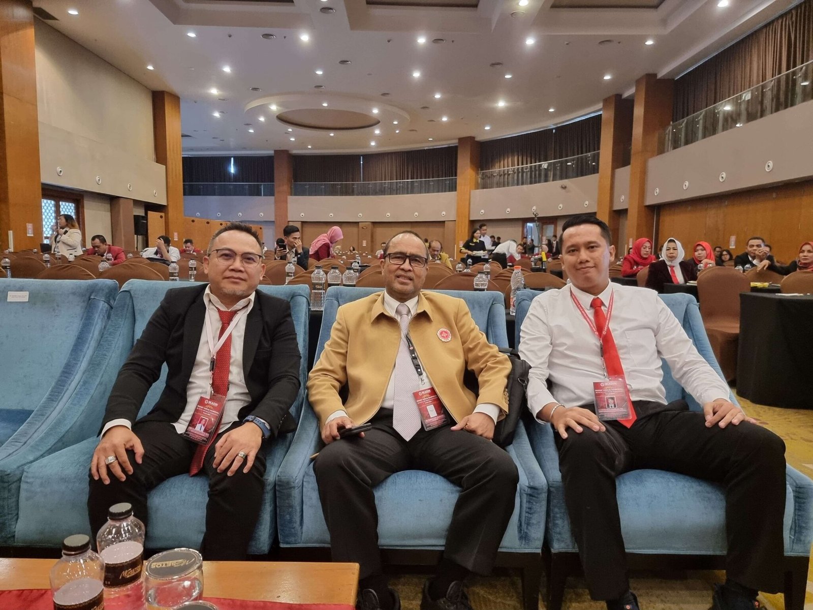 Pertemuan Formal & Legalitas